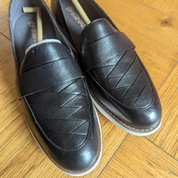 Cole Haan Original Grand Women's Loafers - Picture 1 of 6